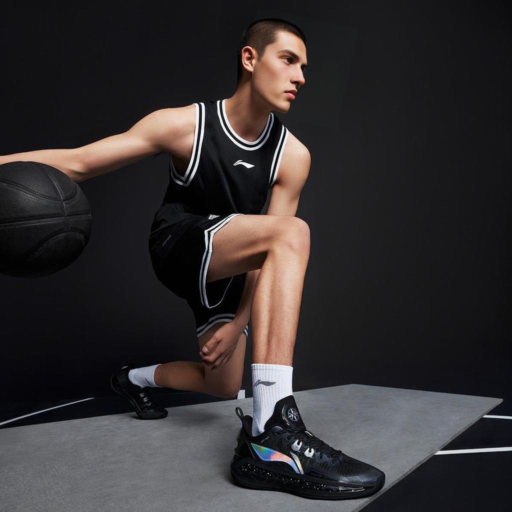 LiNing Blade 3 V2 Obsidian Fabric Shock Absorption Non-Slip Lightweight Rebound Low-Top Basketball Shoes Unisex Sneakers Black ABAT057-19