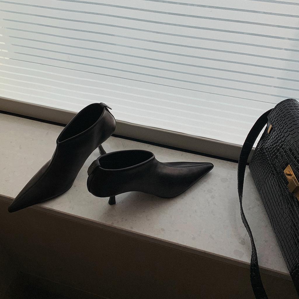 Мода 2025 Женские ботильоны на высоком каблуке-рюмочке из мягкой ПУ кожи Челси Ботас Зимняя обувь Женская офисная обувь с острым носком Ботинес Мухер