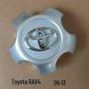 Наклейка с логотипом на колпак ступицы Toyota RAV4 (Модели 2009-2013 годов)