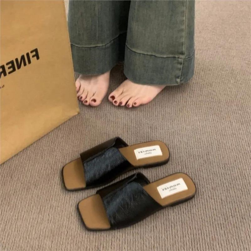 Корейские повседневные тапочки Dongdaemun, женская летняя одежда, новые туфли на плоской подошве с серебристым открытым носком