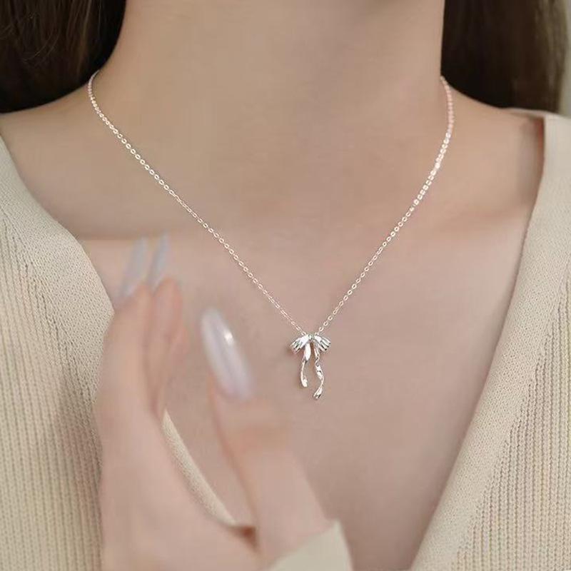 Элегантное женское серебряное (S925) колье-подвеска с бусинами - Цепочка на ключицу в стиле легкой роскоши