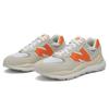 New Balance 57/40 Кроссовки цвета морской соли, топазово-оранжевые M5740SC1