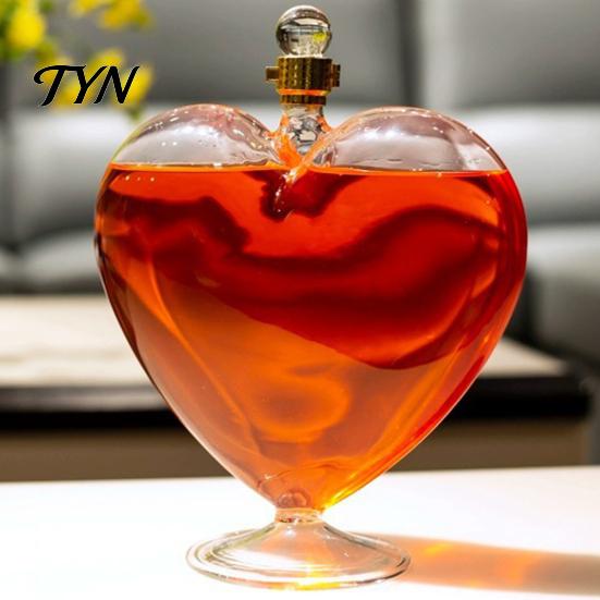 Unique Heart Design Barware Shaped Wine Bottle with Airtight Stopper, Elegant Crystal Texture Liquor Decorative Glass Decanter, 500ml/1000ml