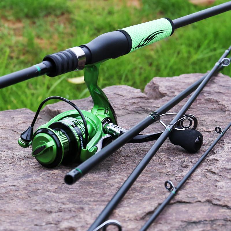 SOUGAYILANG Fishing Rod and Reel Carbon Fiber Fishing Pole Spinning Fishing Reel for Bass Fishing