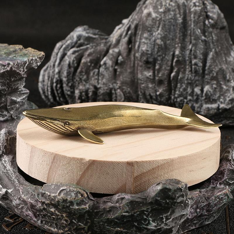 1 Piece Office Decoration Craft Solid Brass Blue Whale Figurines Vintage Sea Animal Statue Desktop Ornament Kids Gifts