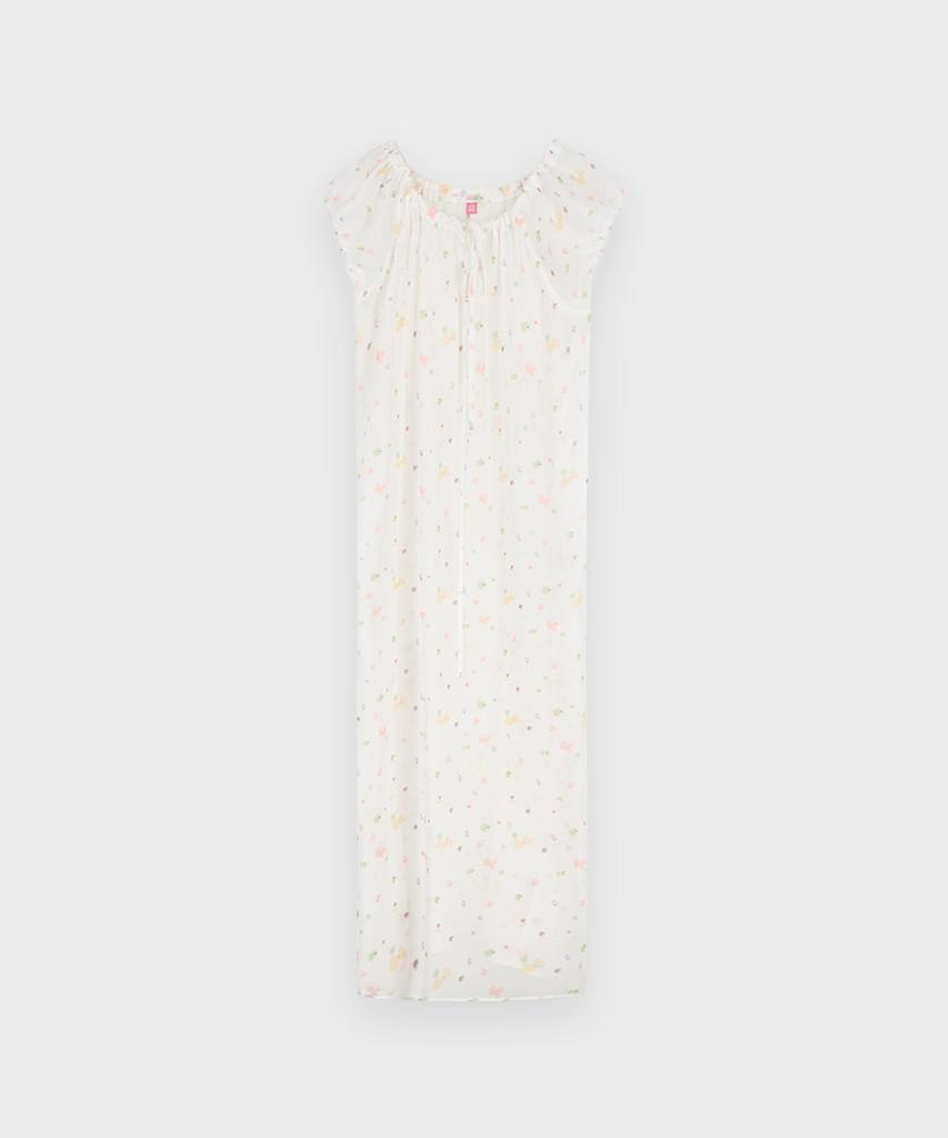 Sinun Pale Flower Long One-Piece (White)