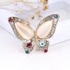 Цветная бриллиантовая брошь «Кошачий глаз» в виде бабочки, реалистичный простой дизайн с камнями, женская модная темпераментная универсальная повседневная булавка для корсажа, ювелирное изделие