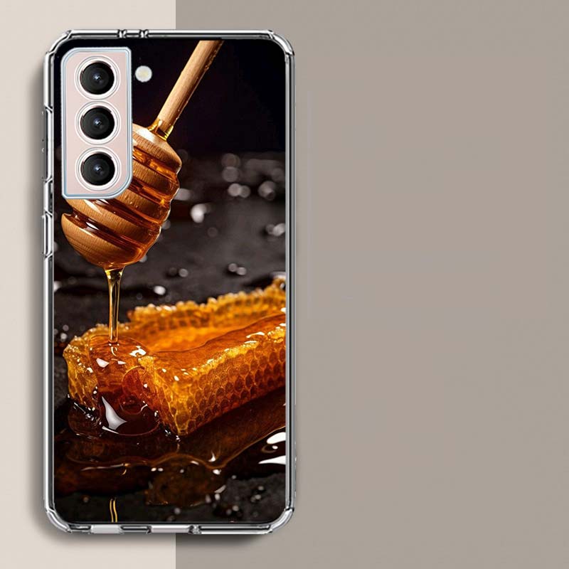 Golden Honey Dripping From Honeycomb Phone Case For Samsung Galaxy S25 Edge S24 S23 FE S21 S20 S10 Plus S22 S26 Ultra Cover Clea