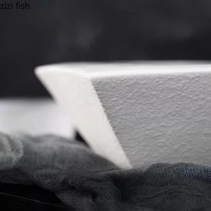 Креативная неровная керамическая тарелка на высокой ножке, ресторанная тарелка для дим-самов, суши, тарелка для молекулярной кухни, специальная посуда