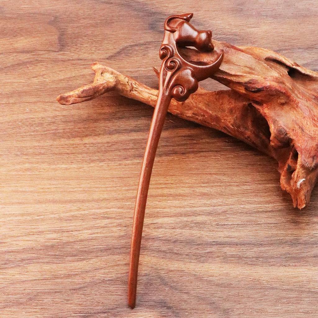 Sandalwood Hairpin with Animal Design - Handmade, Portable Wooden Curly Hair Hairpin
