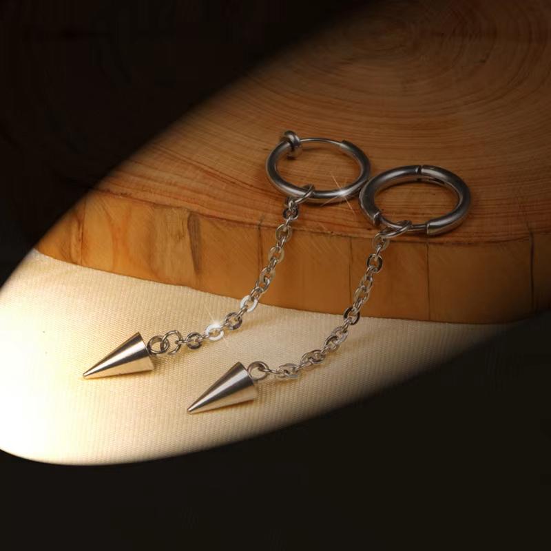 Аниме K-pop Охотники на демонов Мира Косплей Серьги Готические Кисточки Цепочка Подвеска-заклепка Хип-хоп Клипсы для ушей Ювелирный аксессуар