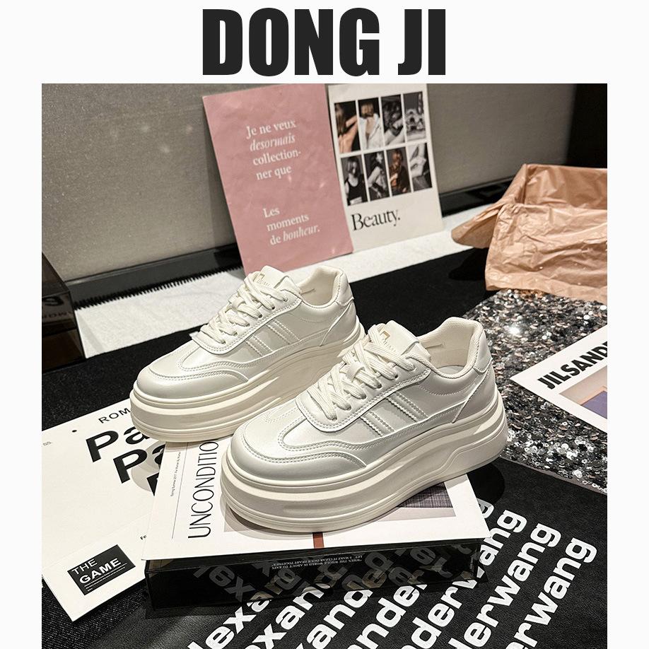 Европейские маленькие белые туфли женские кожаные толстые подошвы показывают тело новые популярные универсальные увеличивающие рост маленькие спортивные туфли для кексов