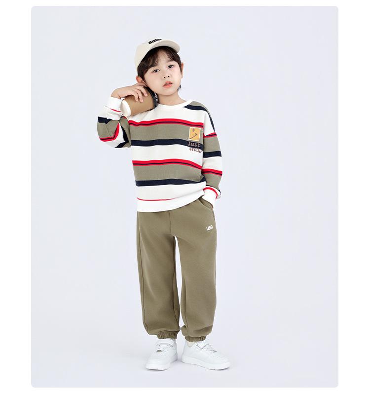 Модные вышитые спортивные штаны для мальчиков 2025: Весенне-осенние модные длинные брюки, повседневные брюки в корейском стиле с однотонным принтом букв