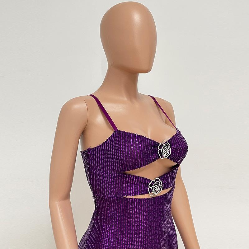 Women's Design Hollowed-out Halter Dress Sweet and Spicy Style Brooch Sequin Wrap Hip Dress