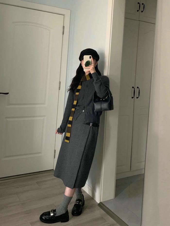 2024 Striped Color-Match Knit Scarf: Versatile, Stylish Accessory for Men & Women