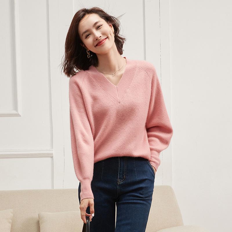 Ribbed V-Neck Cashmere Sweater - 2026 Autumn/Winter Women's Loose Plus Size Pullover