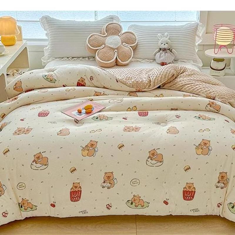 mling Strawberry Bear Knitted Soybean Fiber Quilt
