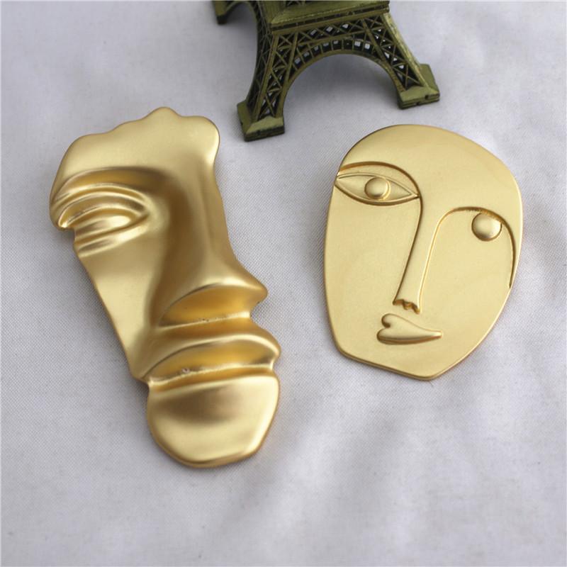 Новая абстрактная матовая золотая брошь для лица, винтажная булавка для пальто, аксессуары для костюма, женские и мужские украшения