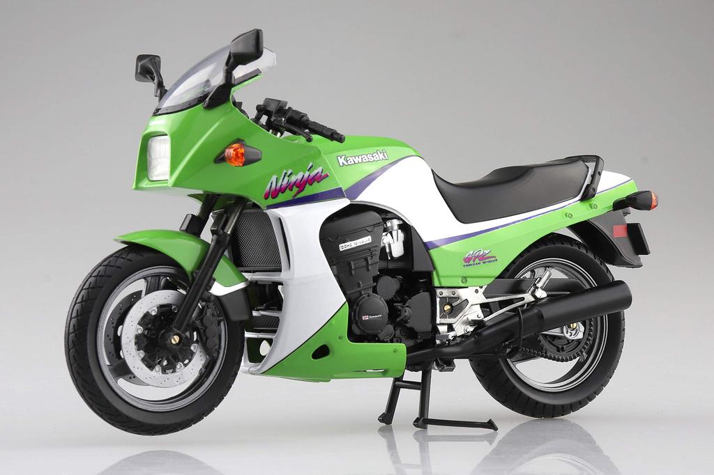 AOSHIMA Skynet Завершенный мотоцикл Kawasaki GPZ900R Lime Green 1/12