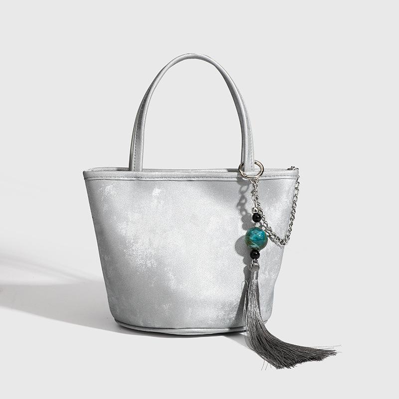 New Chinese-style national fashion bag, high-end niche handbag, women's new 2024 model, textured summer crossbody small bag