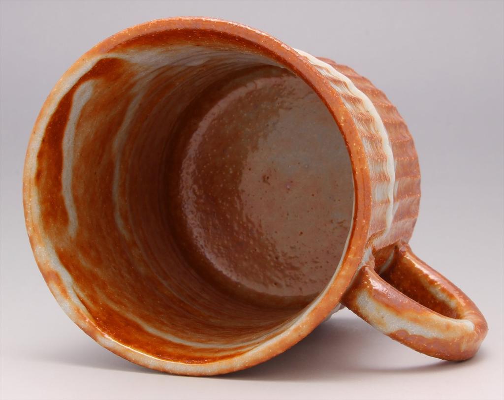 Кружка Мино-яки от Рёдзи Хаяси, вместимость 240 мл, диаметр 8 см x высота 8,5 см, красная, резьба Сино, в подарочной коробке, сделано в Японии, номер продукта 138-0038