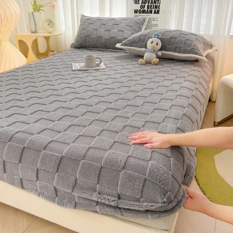 Milk Velvet Fitted Sheet Soft Comfortable Fleece Bed Cover Autumn Winter Mattress Protector Cover Bedsheet Solid Color