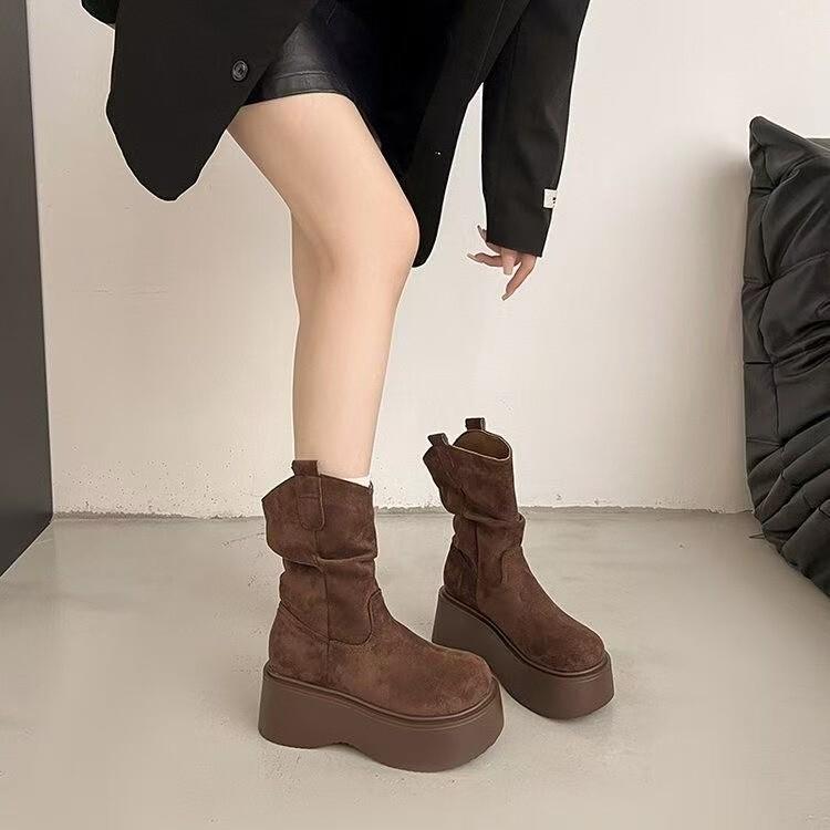 Fashion versatile retro temperament thin platform short boots women's autumn and winter new pleated feeling with coat fashion boots