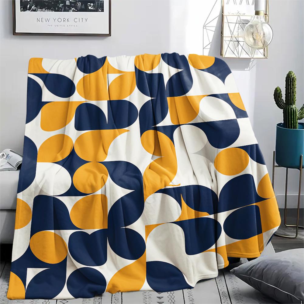 1Pc Simple Geometry Print Flannel Blanket, High quality Comfortable for All Seasons, Home Decor, Warmth and Comfort, Perfect for Christmas Gifts W23