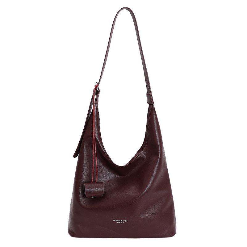 Осенне-зимняя ретро сумка-тоут большой вместимости женская 2025 новая модная наплечная сумка модная сумка для поездок на работу