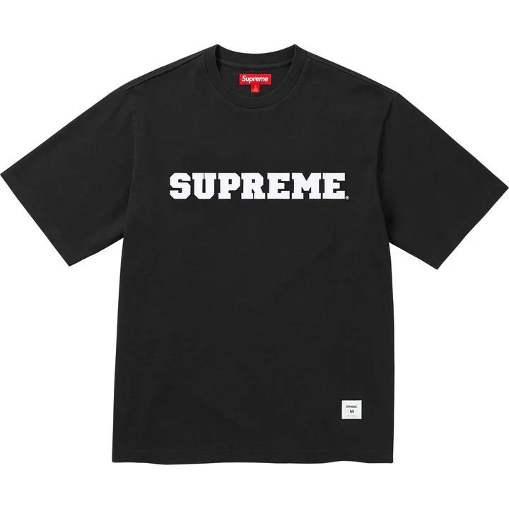 Supreme Колледжный топ с аппликацией, короткий рукав, черный