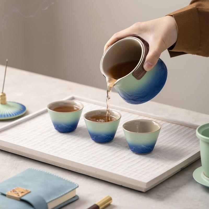 Forbidden City merchandise Kuaike cup tea set portable travel gift box new Chinese ceramic tea set business souvenir