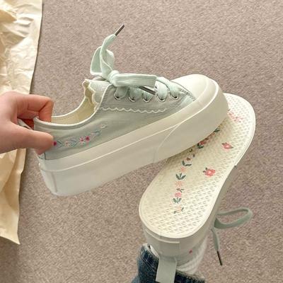 Нишевые оригинальные вышитые парусиновые туфли на платформе женские летние новые тонкие дышащие универсальные белые туфли повседневная обувь