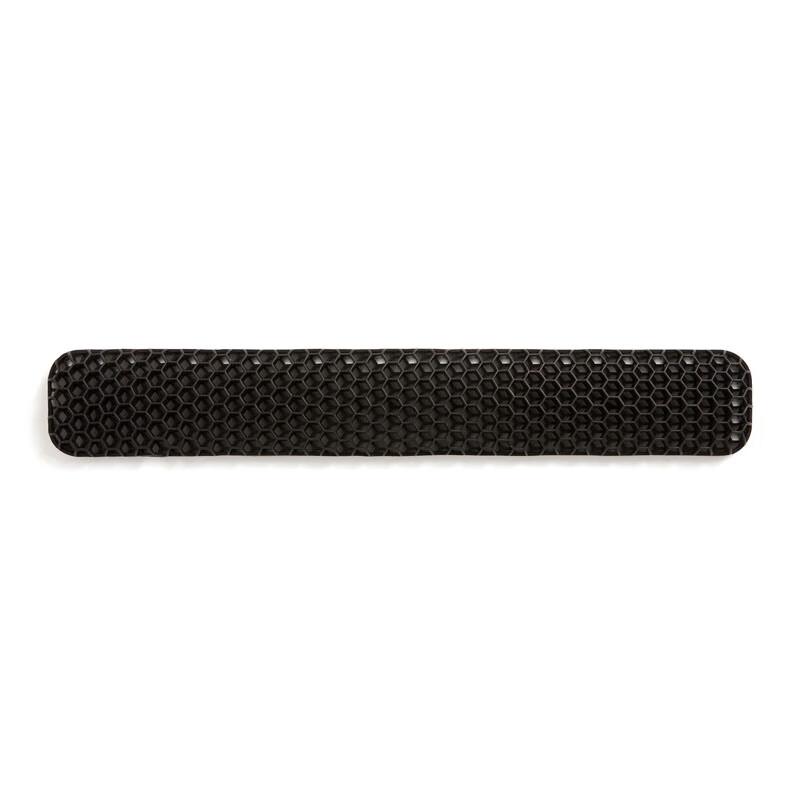 High-Elasticity TPE Keyboard Wrist Rest, Breathable Honeycomb Structure, Wrist Pad for Expert Players, Squeezeable And Washable, 445*70*25mm