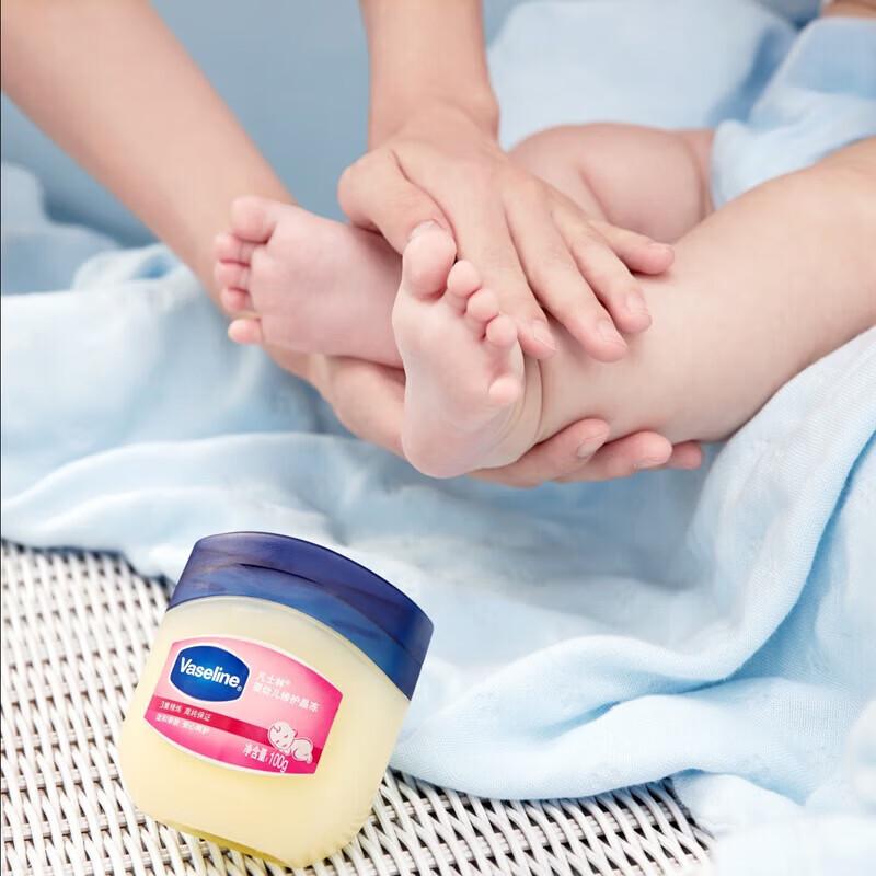 Vaseline Baby Repairing Jelly & Rose Lip Balm Set