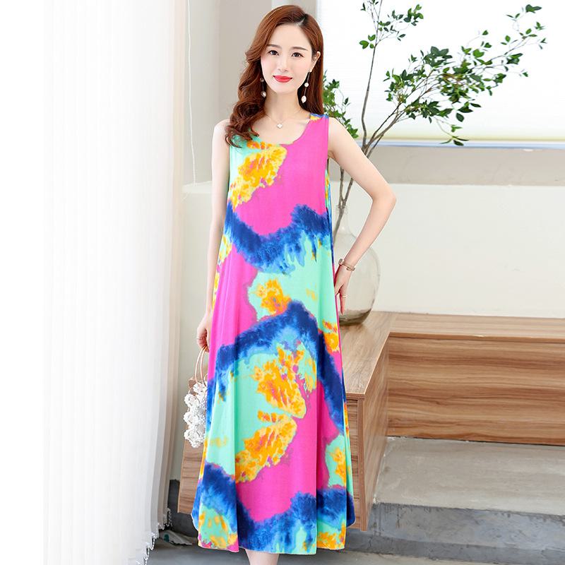 Sleeveless Silk Cotton Dress for Middle-Aged Mothers - Slim Fit, Large Size, Beach Dress for Summer