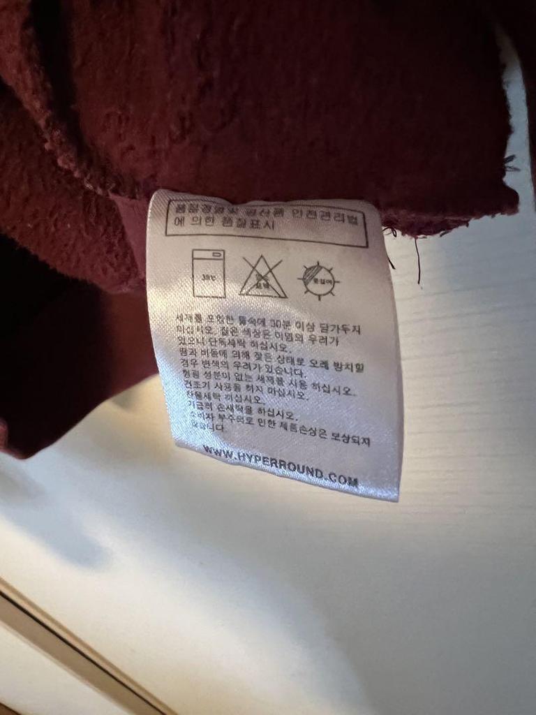 [Б/У] Худи с длинным рукавом TWICE Sana Betty Boop NS+K красного цвета, размер M