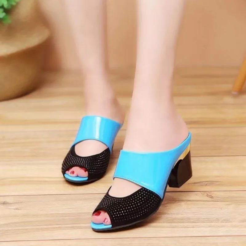 Обувь, женские тапочки и босоножки на каблуке с круглым носком, летняя распродажа, дизайнерские роскошные шикарные элегантные шлепанцы 2024