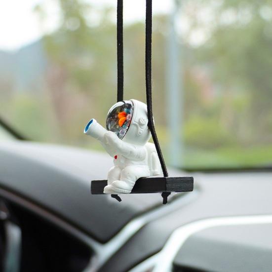 Car Swing Astronaut Hanging Decoration Resin Craft Auto Rearview Mirror Cartoon Spaceman Pendant Ornament Interior Accessories