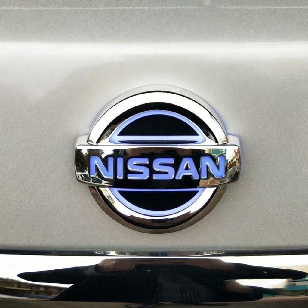 Автомобиль 5D LED Передний Задний Свет Эмблема Наклейка Для Nissan GTR NISMO Qashqai Patrol X-trail Tiida Navara Sylphy Juke Teana Skyline