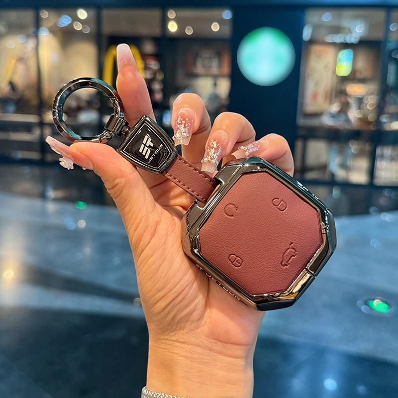 Кожаный чехол для ключа с металлическим зажимом для моделей Jetour Freedom 2024-2025