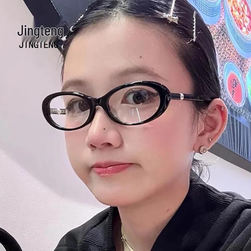 High-End Oval Pearl Glasses for Women - No Makeup Look, Anti-Blue Light, Cute Black Frame