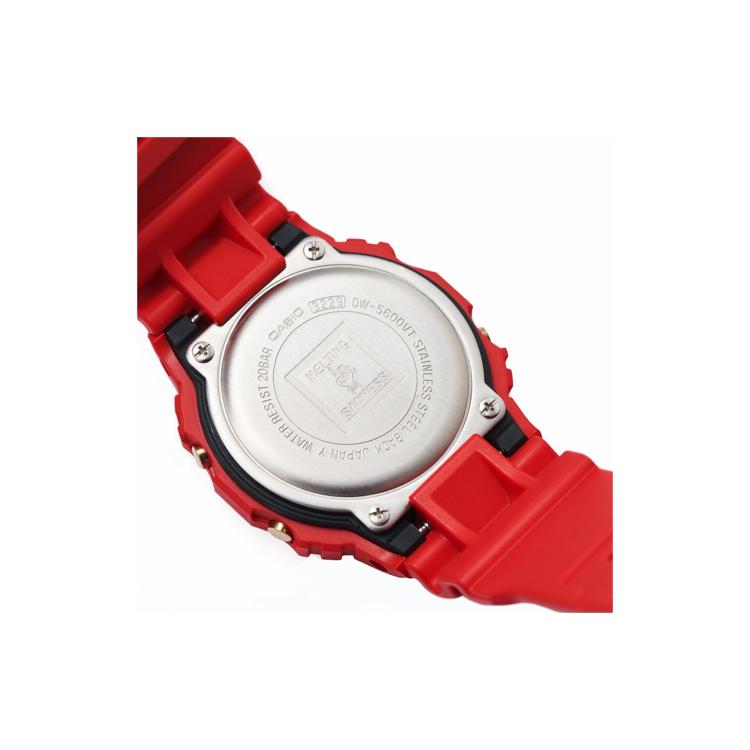 Casio Унисекс Серия G-SQUAD 42,8 мм Красные Часы DW-5600MTSS22-4