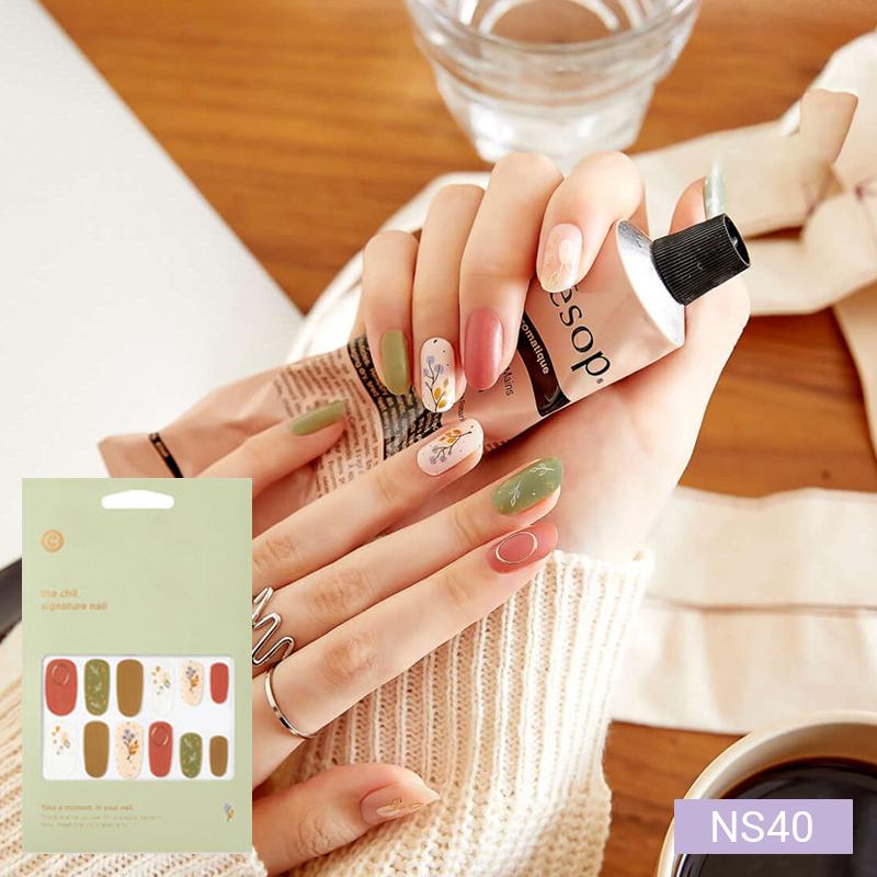 Гламурные наклейки для ногтей с ракушками и глиттером 24 шт. | Самоклеящиеся полоски, Смелый шик, Быстрый 5-минутный маникюр