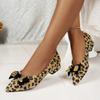 Женские туфли-лодочки с мелким вырезом, новые, с острым носком, металлическим декоративным бантом, леопардовым принтом, из замши, на низком каблуке, ленивые туфли