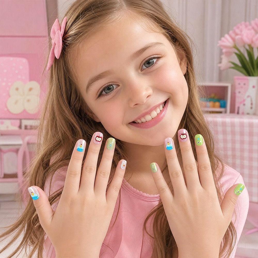 Cat's Eye Press On Nails Short Nail Tips New Nail Stickers Children Wearing