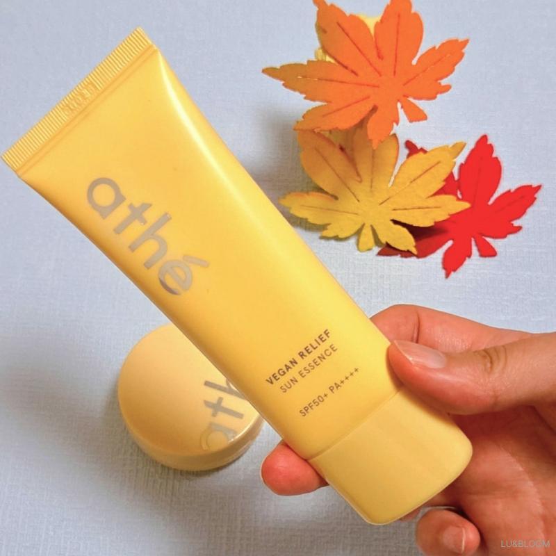 Athé Веганская солнцезащитная эссенция для снятия раздражения SPF50+ PA++++ 35 мл + 35 мл (+Бесплатный подарок)