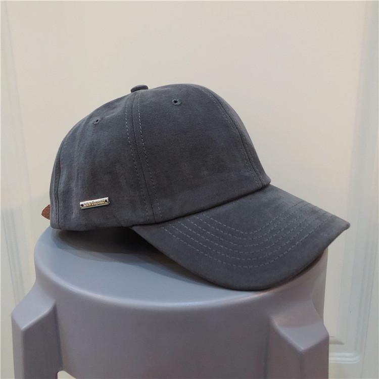 Roundtop Fashionable Baseball Cap For Women And Men Available In Multiple Colors