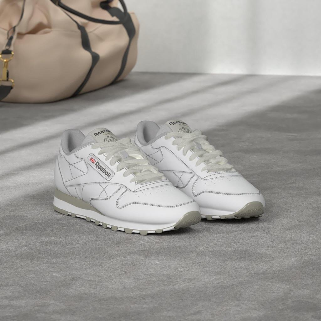 Reebok Классическая кожаная обувь