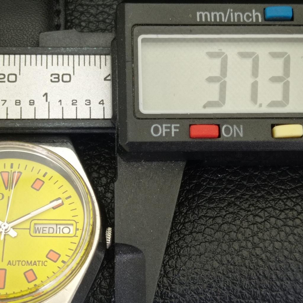 Seiko 5 АВТОМАТИЧЕСКИХ ВИНТАЖНЫХ ЯПОНСКИХ МУЖСКИХ ЧАСОВ 6319A С ЖЕЛТЫМ ЦИФЕРБЛАТОМ a702704-1