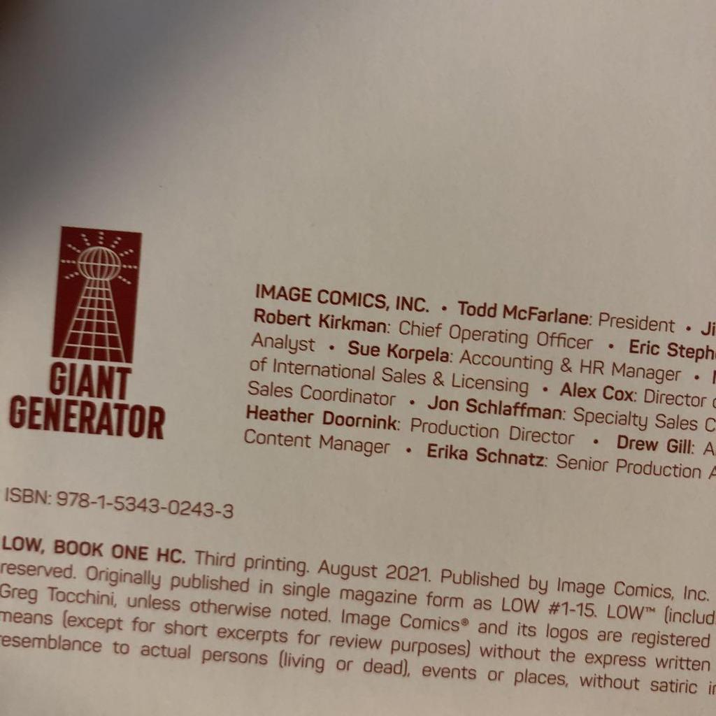 [Б/У] LOW от Рика Ремендера Том 1 (Английская книга)